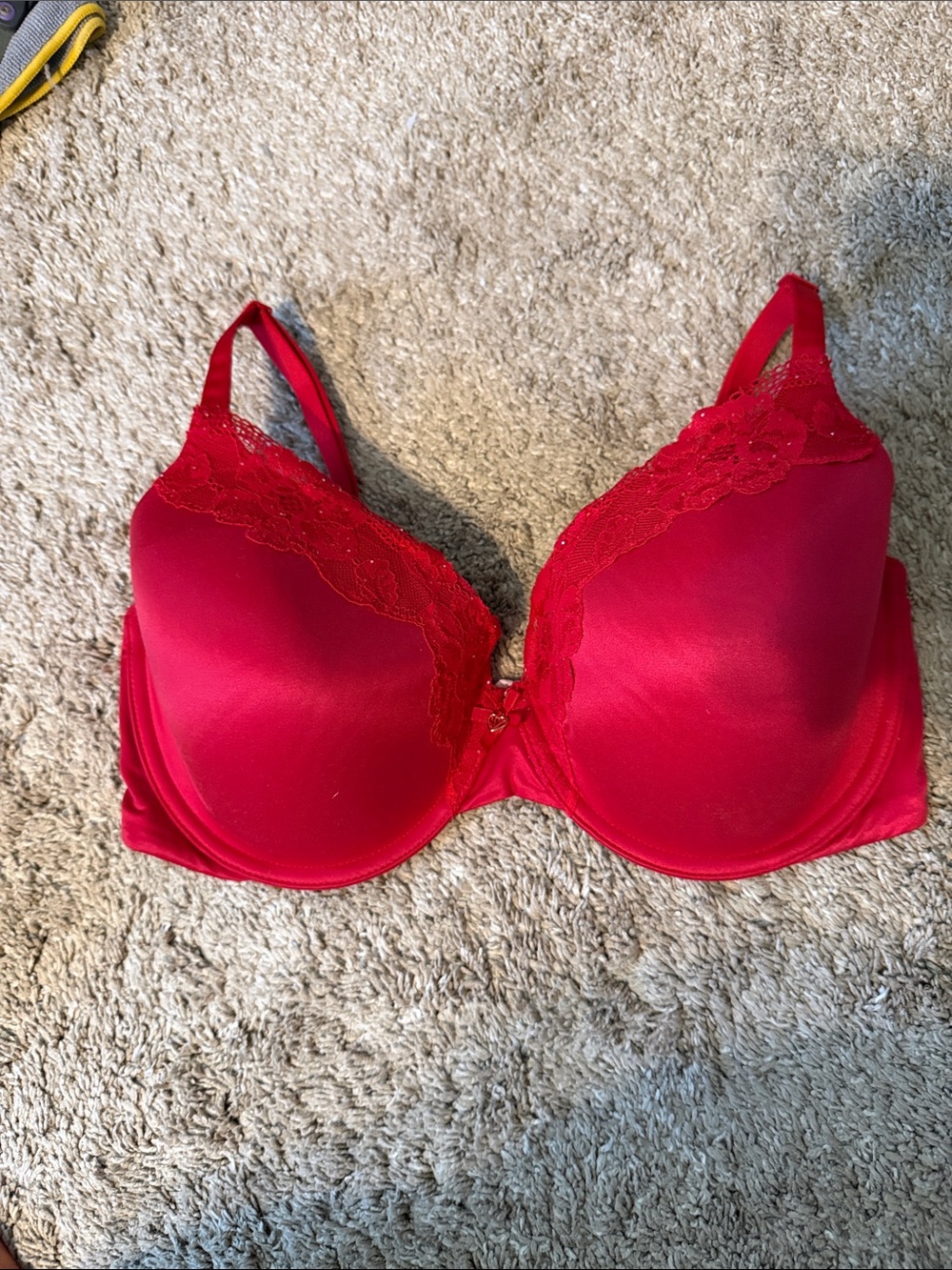 Victoria's Secret Red Lace T-Shirt Bra